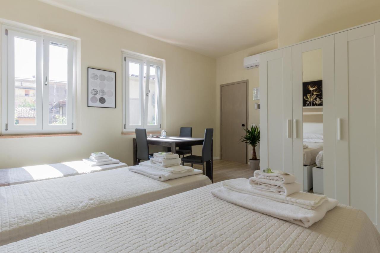 Center Rooms Piacenza Bagian luar foto